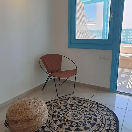 روز 5* ثيرا