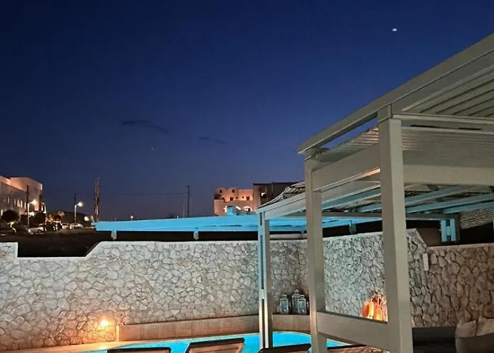 Rose Fira (Santorini)