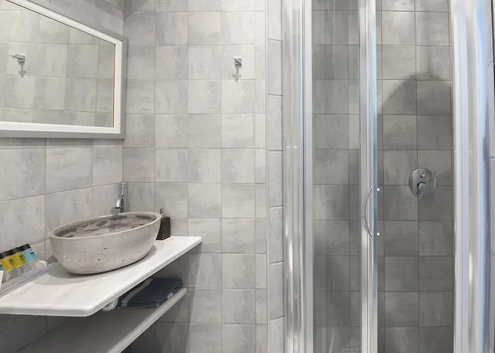 فندق روز ثيرا