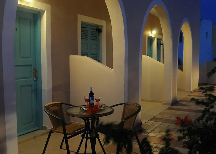 Rose 5* Fira (Santorini)