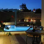 Rose Fira (Santorini)
