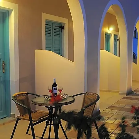 Rose Fira (Santorini)