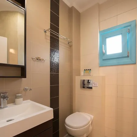 Rose 3* Fira (Santorini)