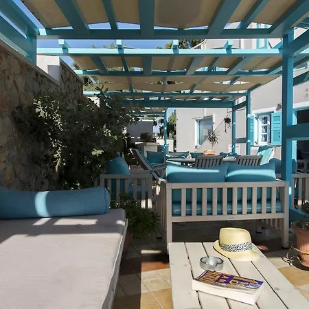 Rose 3* Fira (Santorini)